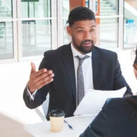 Como Ganhar Confiança Para Falar Numa Entrevista de Emprego
