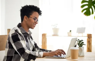 7 Erros Fatais no E-mail de Candidatura que Fazem o Recrutador Eliminar o Seu CV