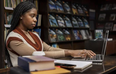 As 5 Profissões Digitais Que Não Exigem Licenciatura Em 2026